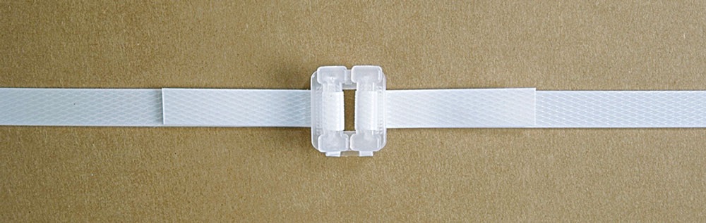 https://www.interplas.com/product_images/strapping/sku/0.625-0.5-plastic-buckles-1000px.jpg