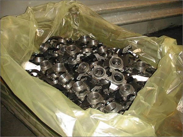 25 x 33 x 16 Gusseted VCI Poly Bags - 250/RL